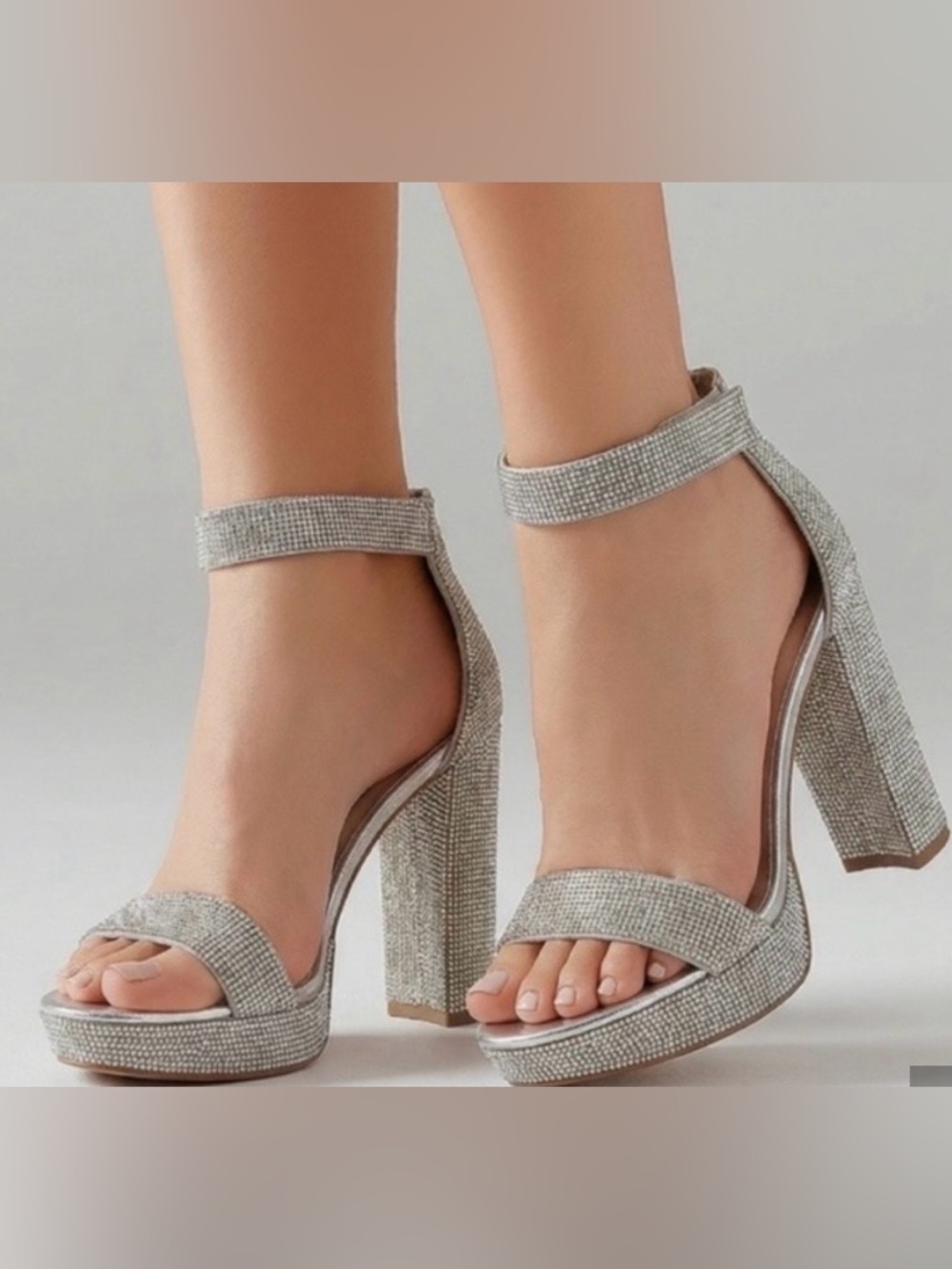 Women’s  WISHBONE BRIGITTE  Rhinestone Sandals Size 8.5 High Heel Platform